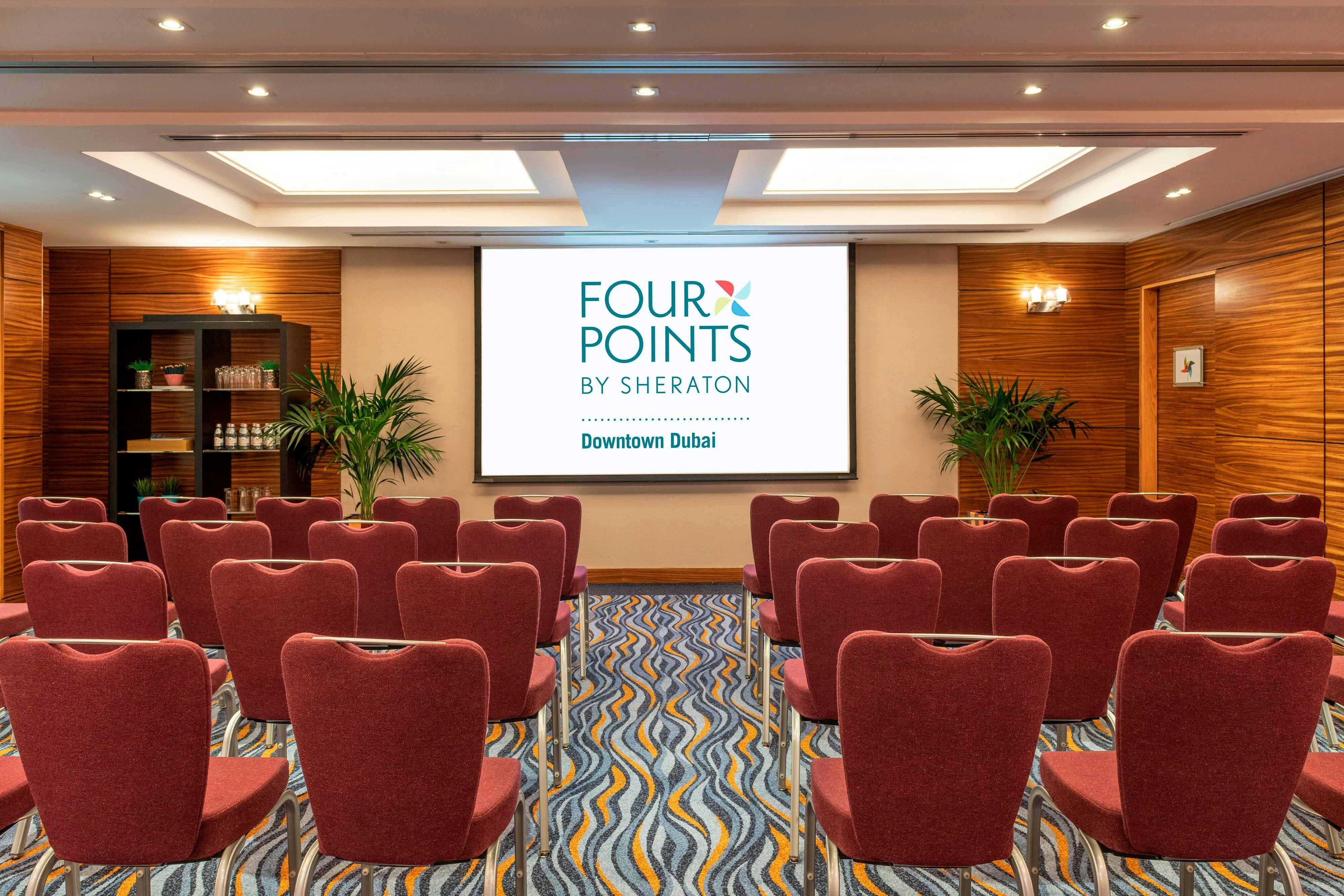 Four Points by Sheraton Bur Dubai 51/57