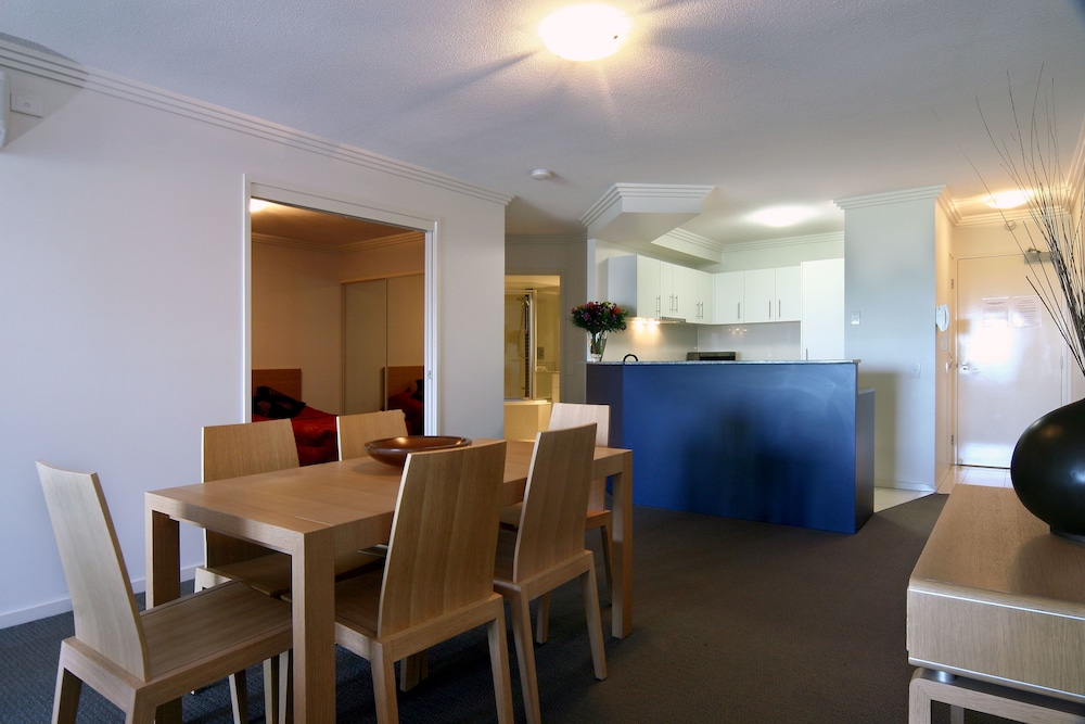 SCARBOROUGH BEACH RESORT 63/72