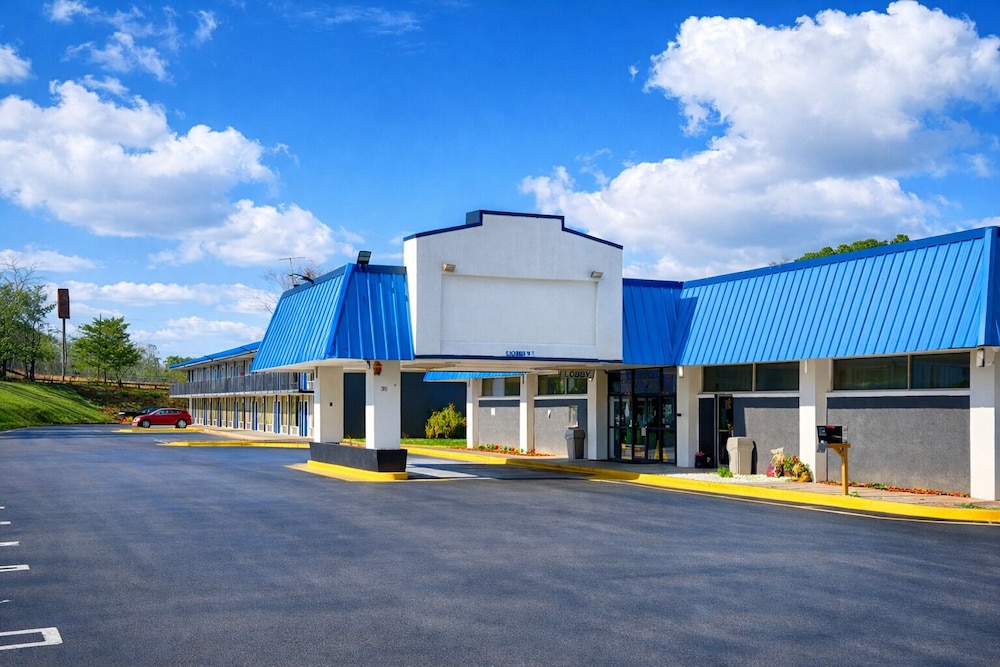 Hotel Cartersville, GA 31/50