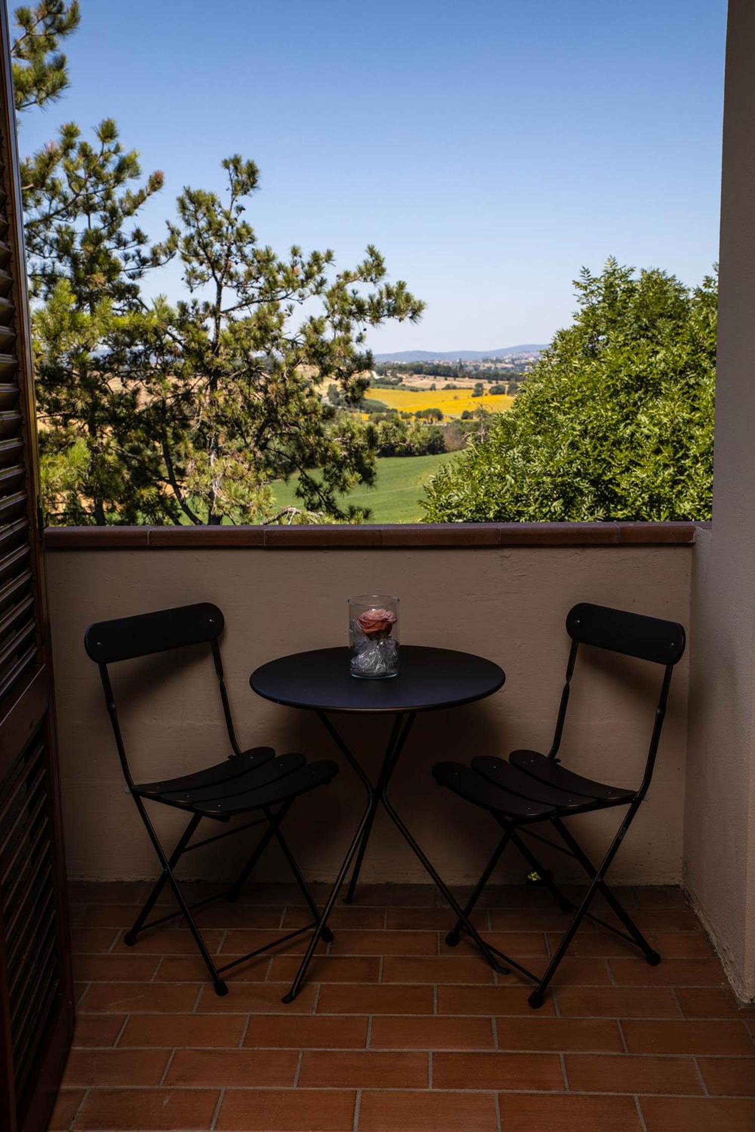 Hotel Ristorante Farneta 20/21