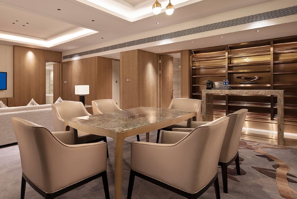 Howard Johnson by Wyndham Jimei Lake Plaza Xiamen 43/51