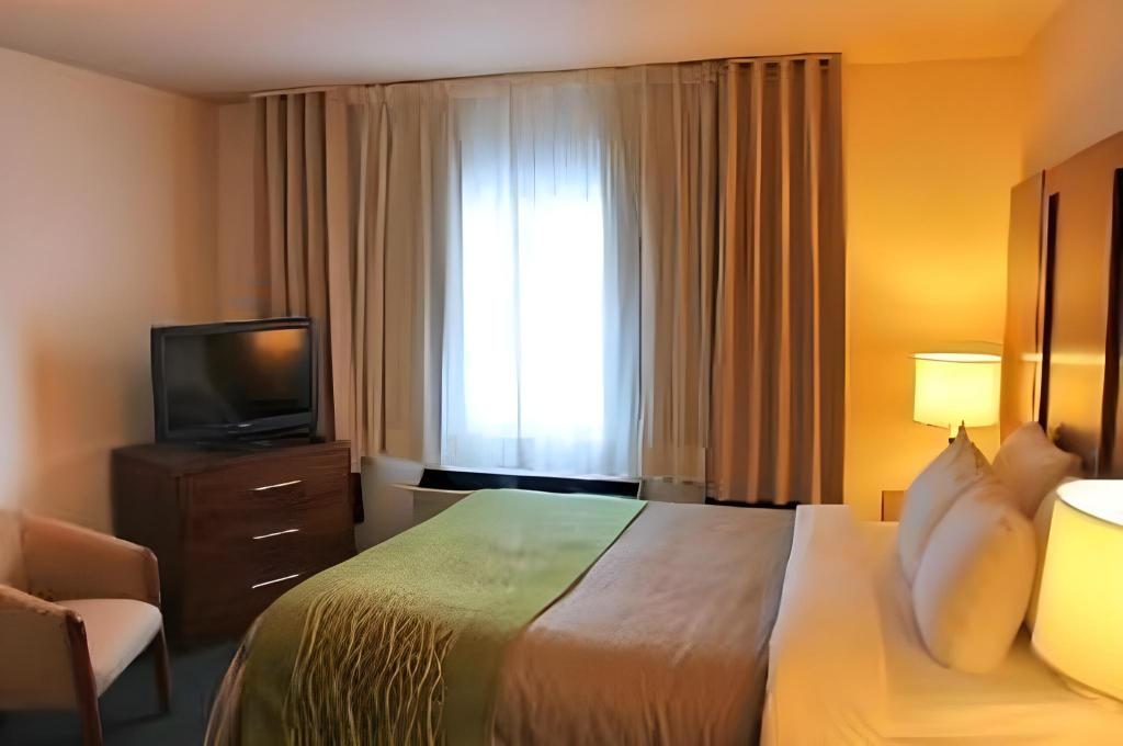 Room, King Bed