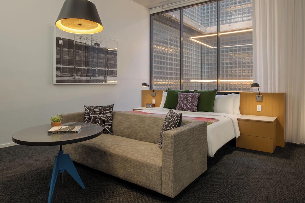 Fordson Hotel Unbound Collection by Hyatt 44/65