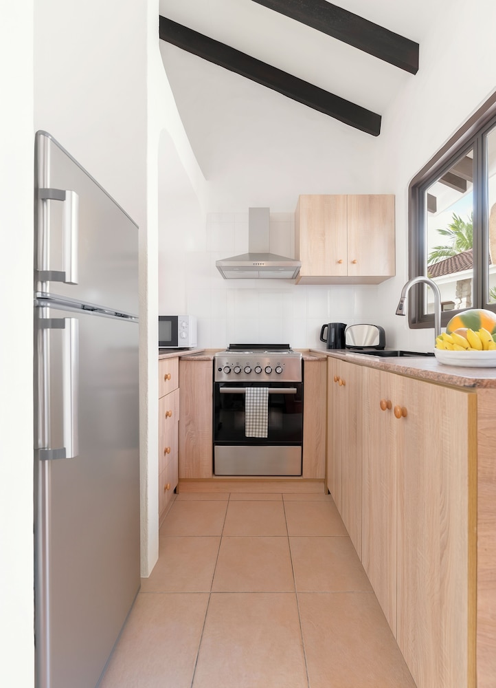 Edens Holiday Villas 24/46