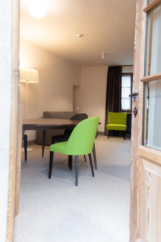 Curt di Clement Eco Mobility Hotel 38/50
