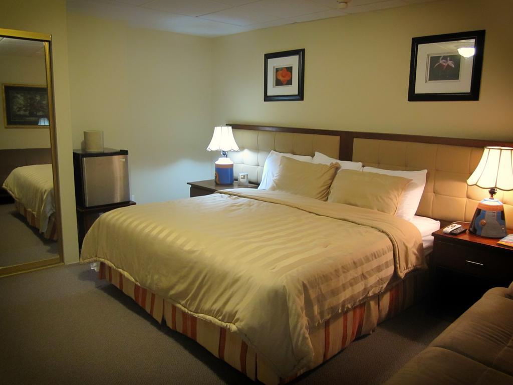 S.J. Suites Hotel 14/39