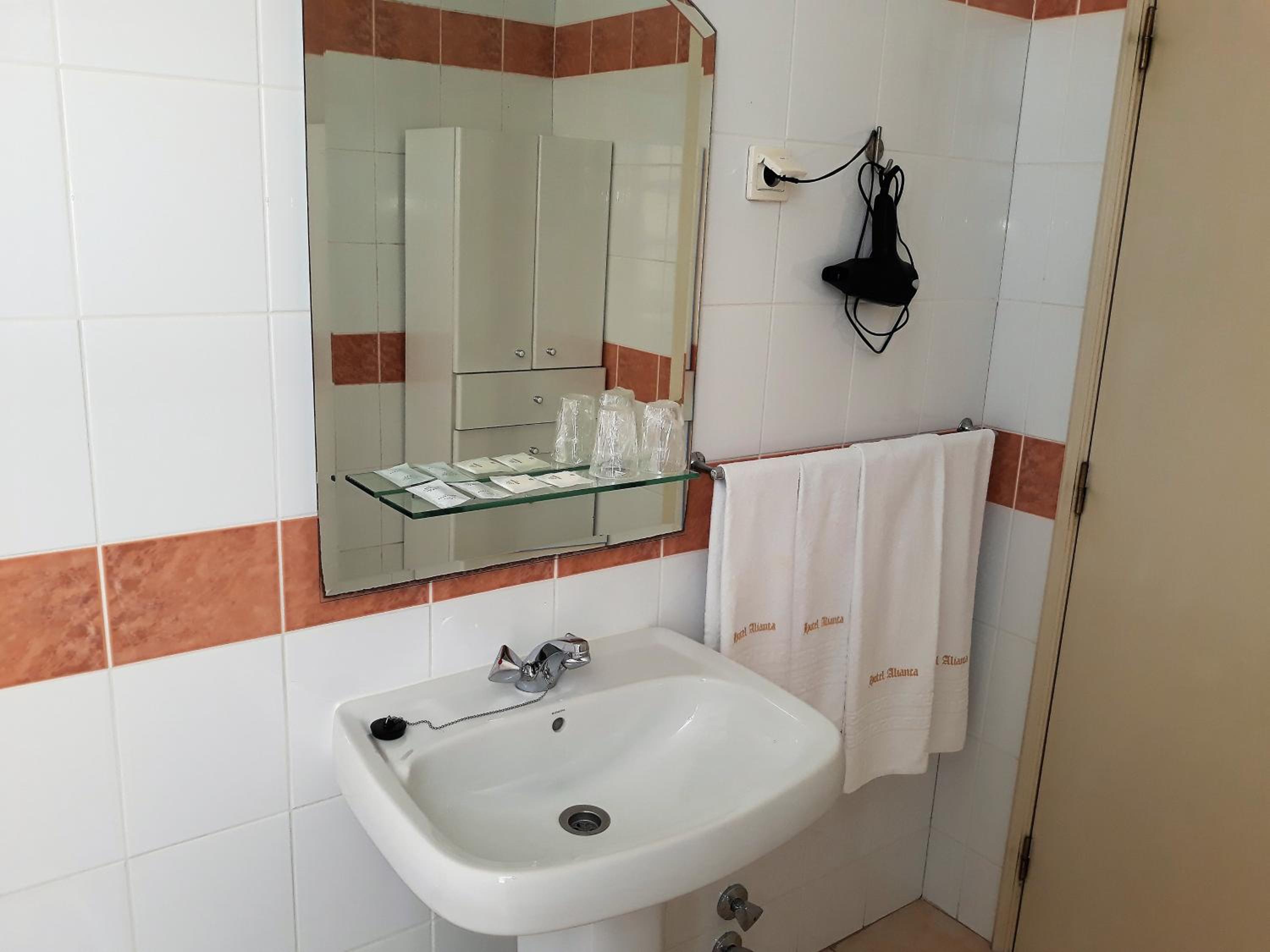 Alianca Hotel 48/50