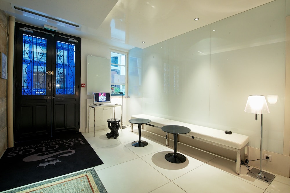 Hotel le Clos de Notre Dame 26/46