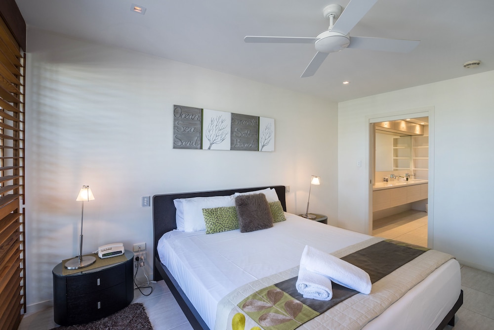 OFFSHORE NOOSA RESORT 23/78