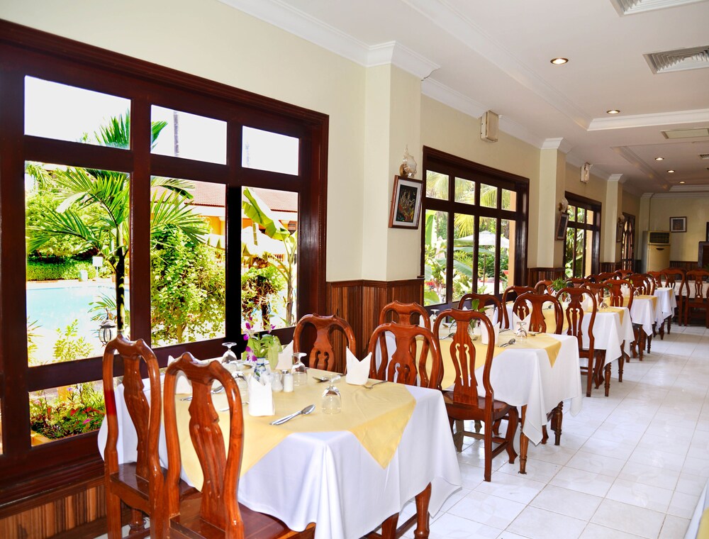 ANGKOR HOTEL 27/36