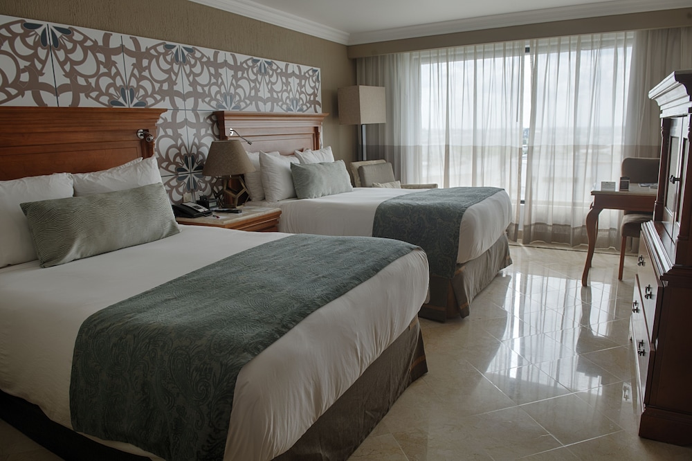 room, 2 double beds