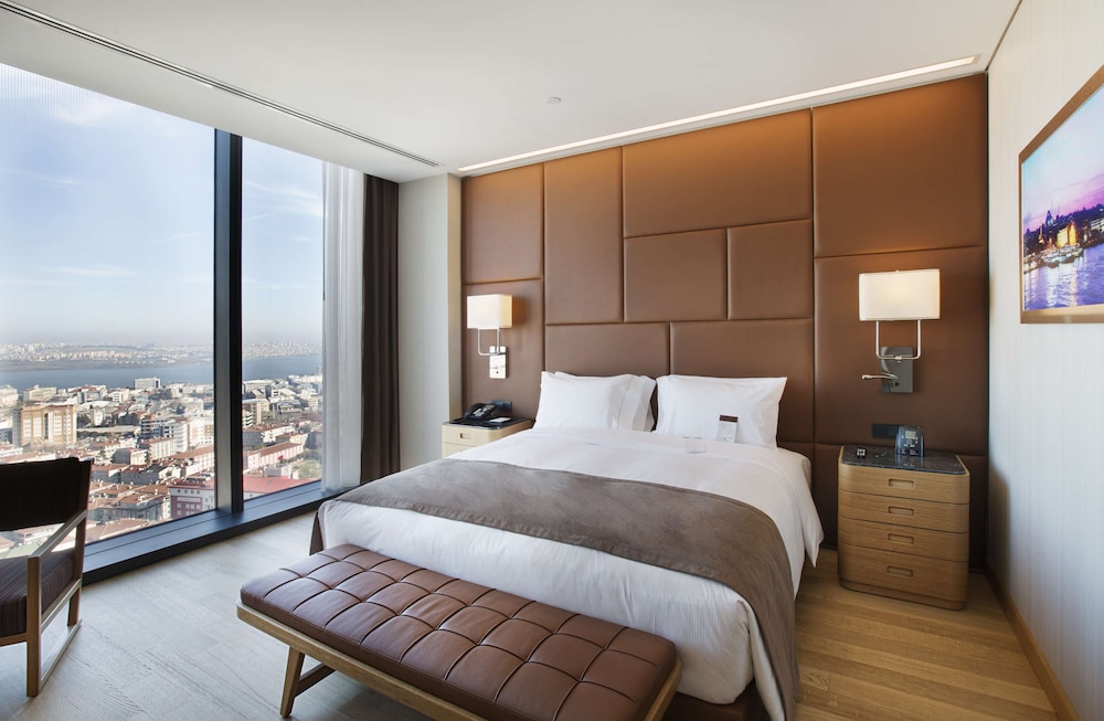 PREMIUM, KING BED, LAKE VIEW