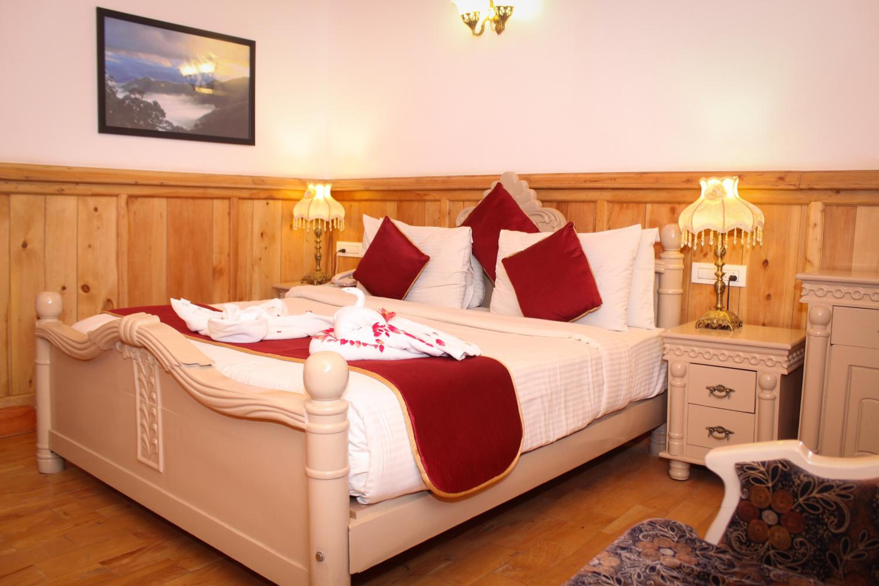 Den, Double Bed