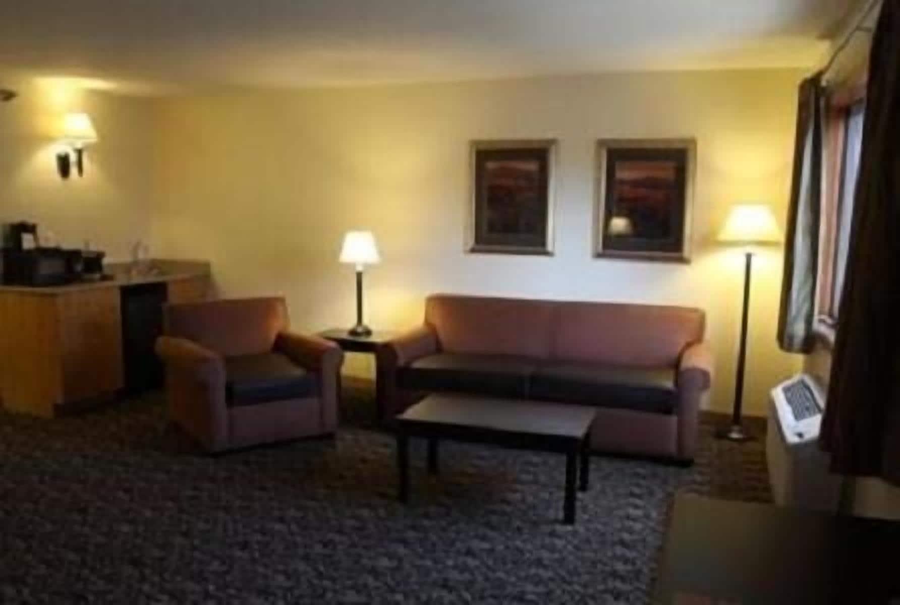 Valley Inn 20/27