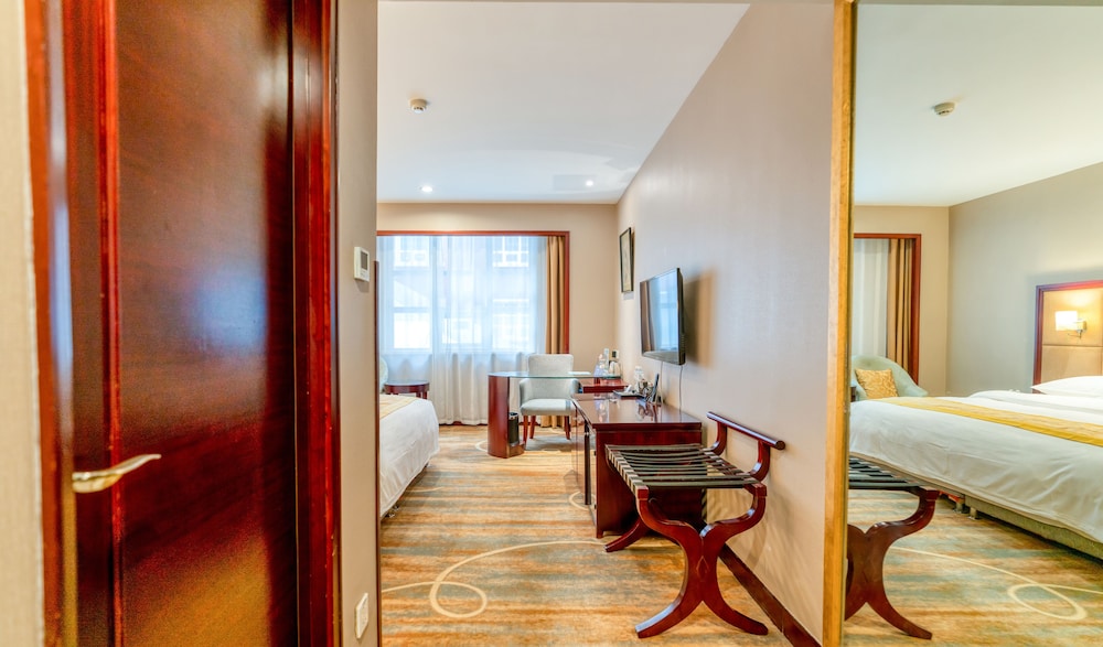 Yantai Meiya International Apt. Hotel 12/30