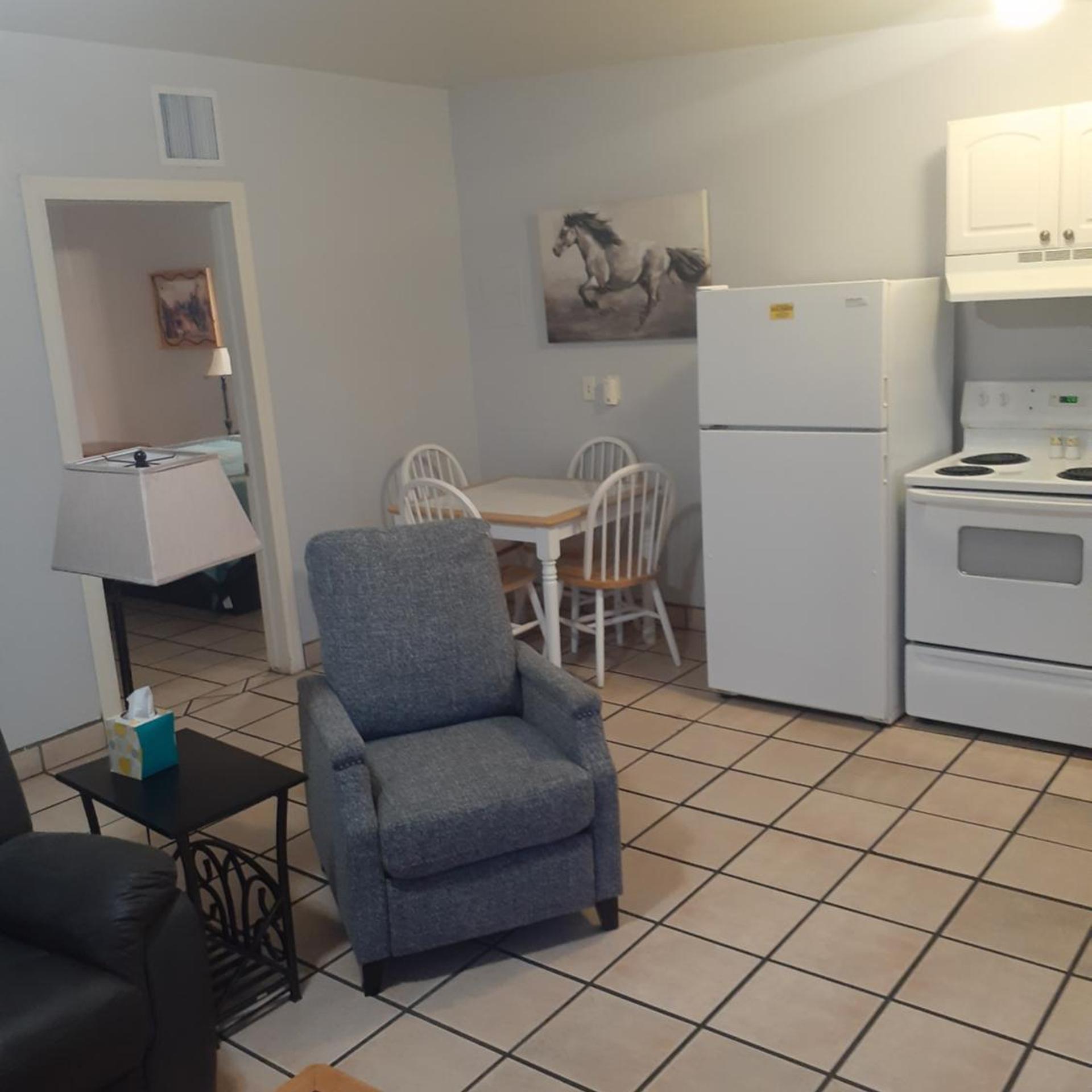 Stagecoach Suites 37/50