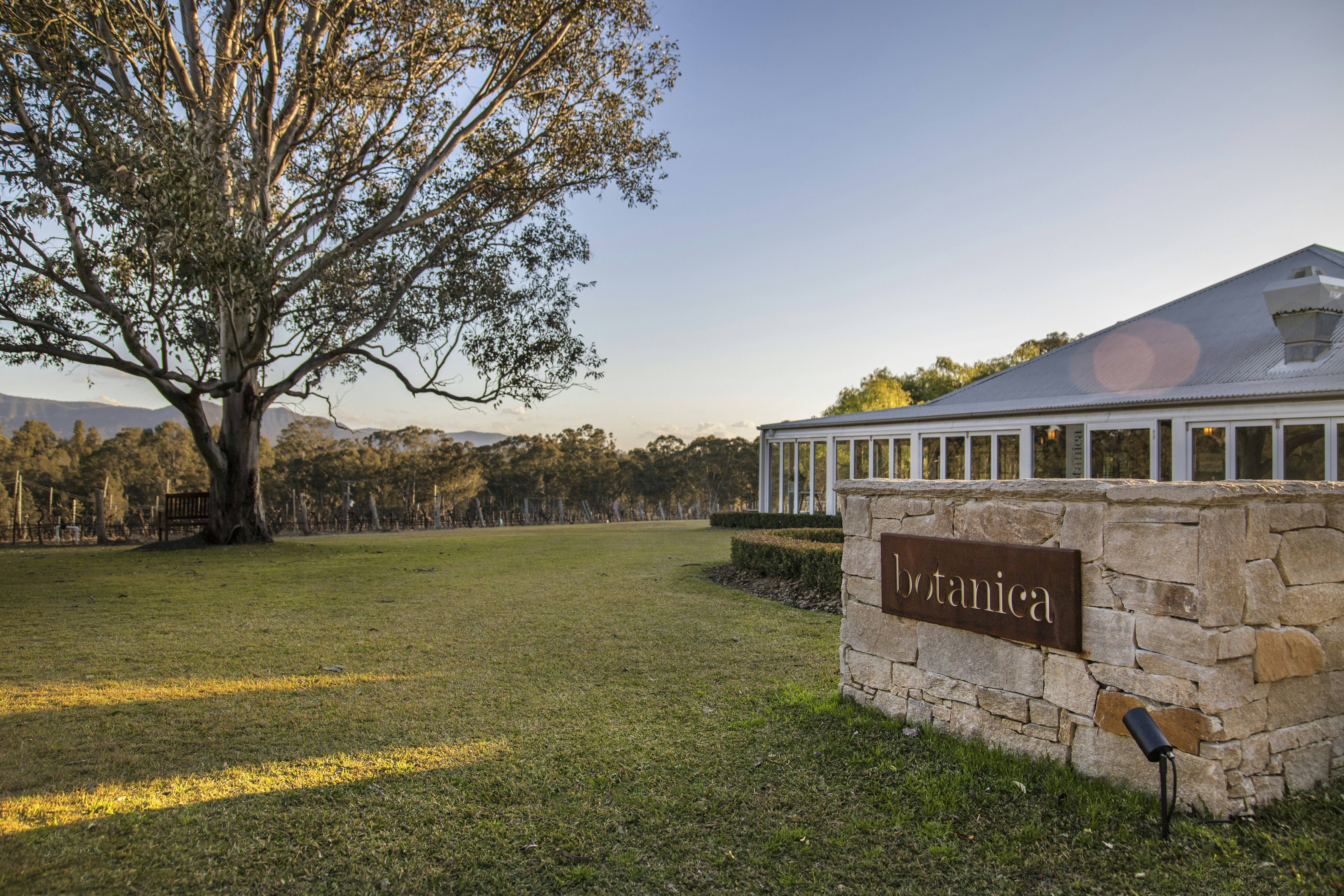 Spicers Vineyards Estate 55/59