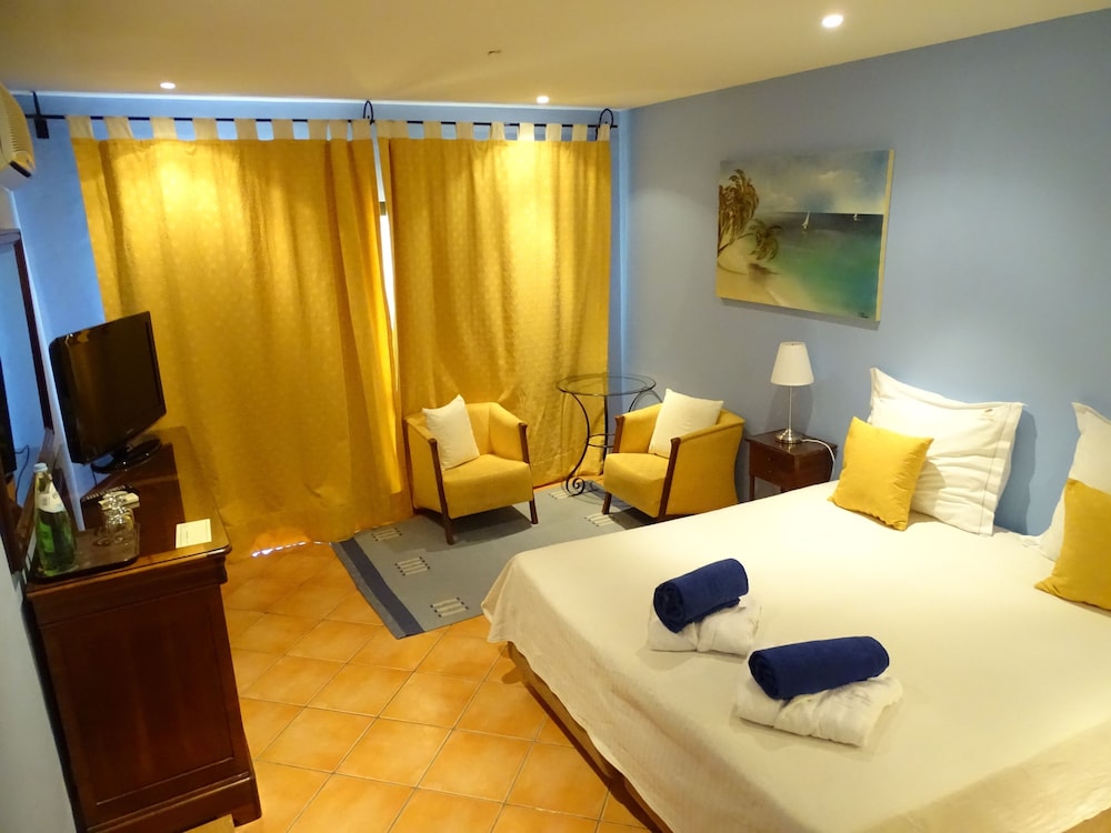 Luzmar Villas 5/30