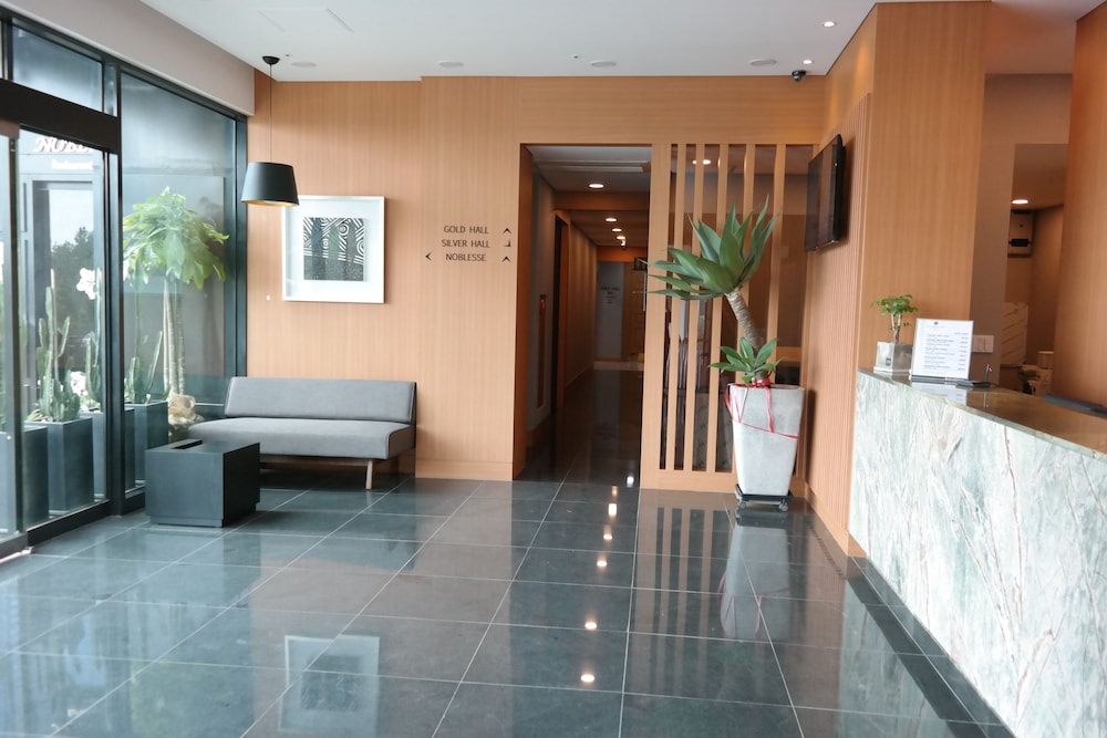 Asia Lakeside Hotel 32/50