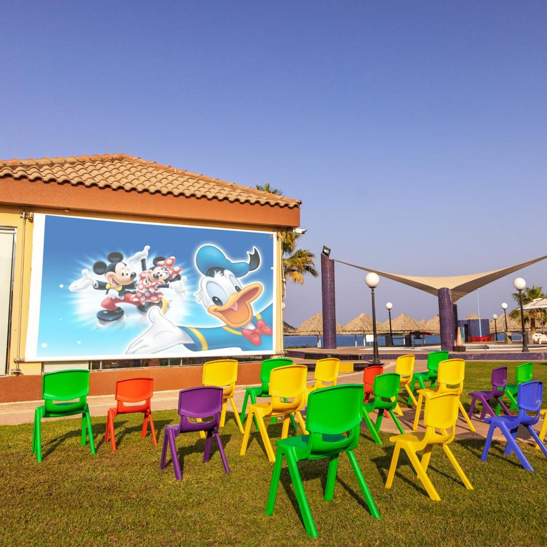Royal Beach Hotel & Resort 42/50