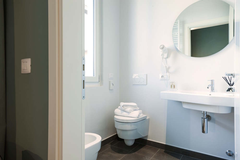 Lorena Suites & Apartments 29/61