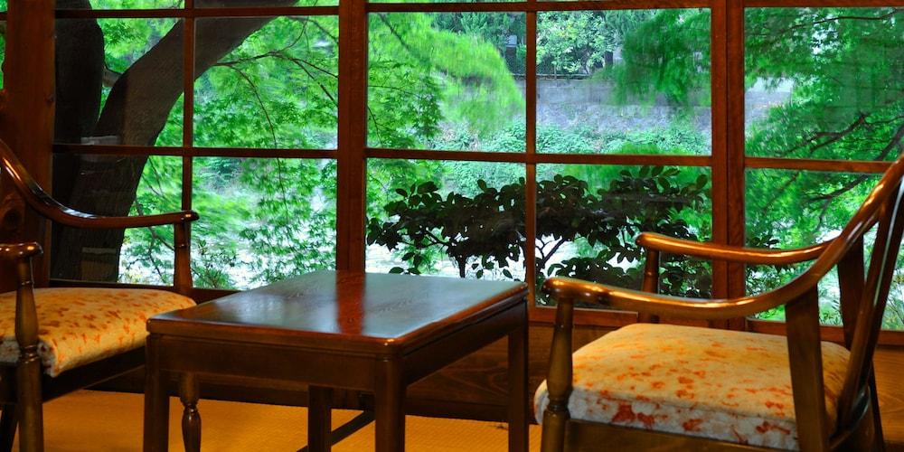 Heihachi Tea House Inn 32/40