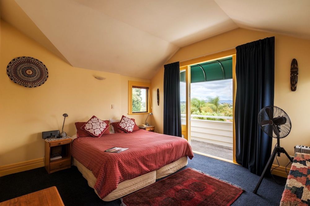 The Great Ponsonby Arthotel 47/72
