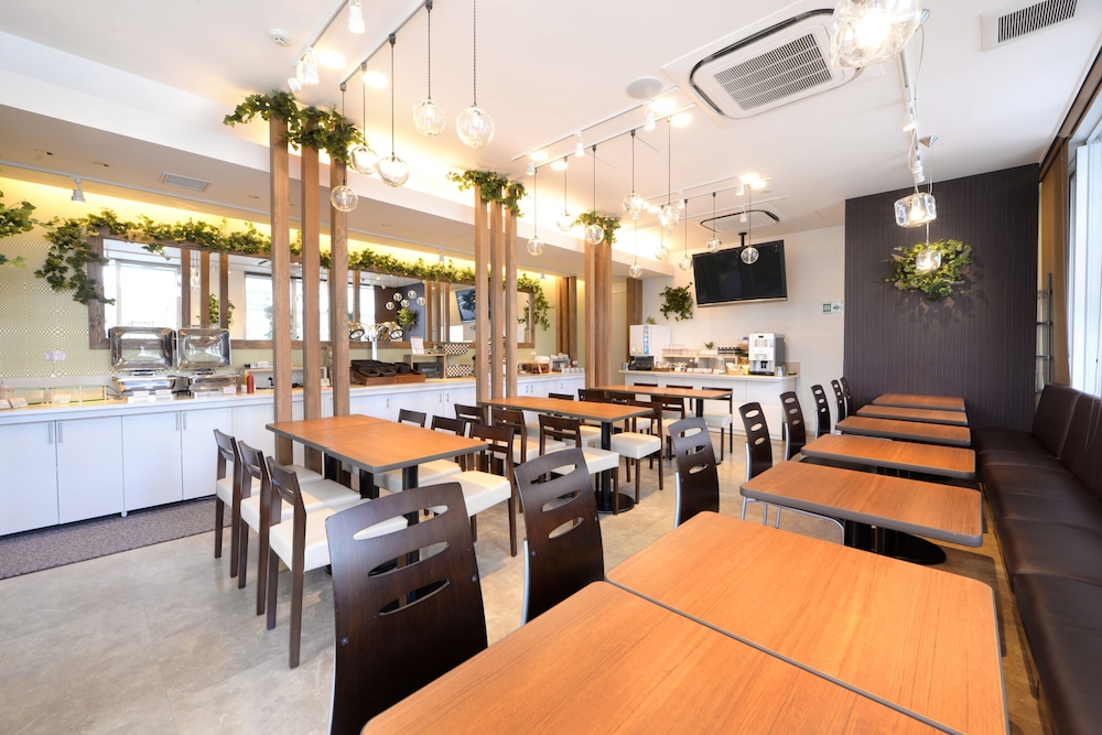Vessel Inn Hiroshima Ekimae 43/62