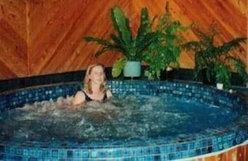 Greenacres Chalets 24/50