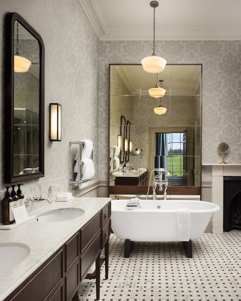 Carton House a Fairmont Managed Hotel 49/50