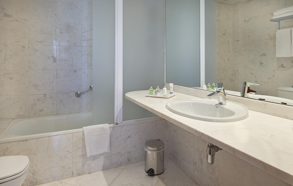 Nh Barcelona Entenza Hotel 45/47