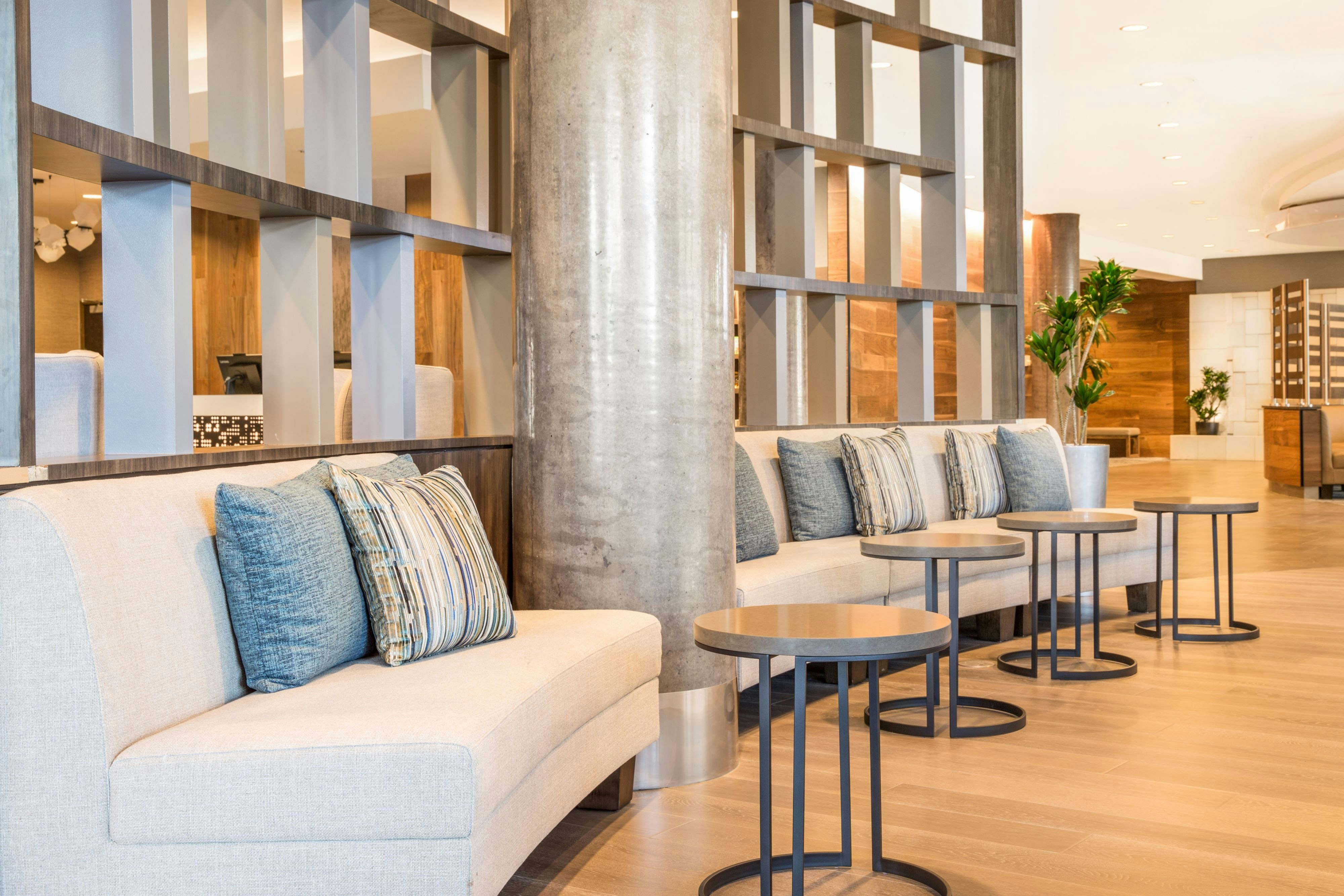 Courtyard by Marriott Seattle Bellevue/Downtown 23/38