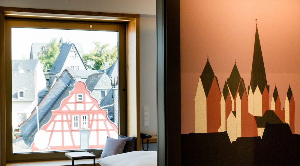 DOM HOTEL LIMBURG 3/76