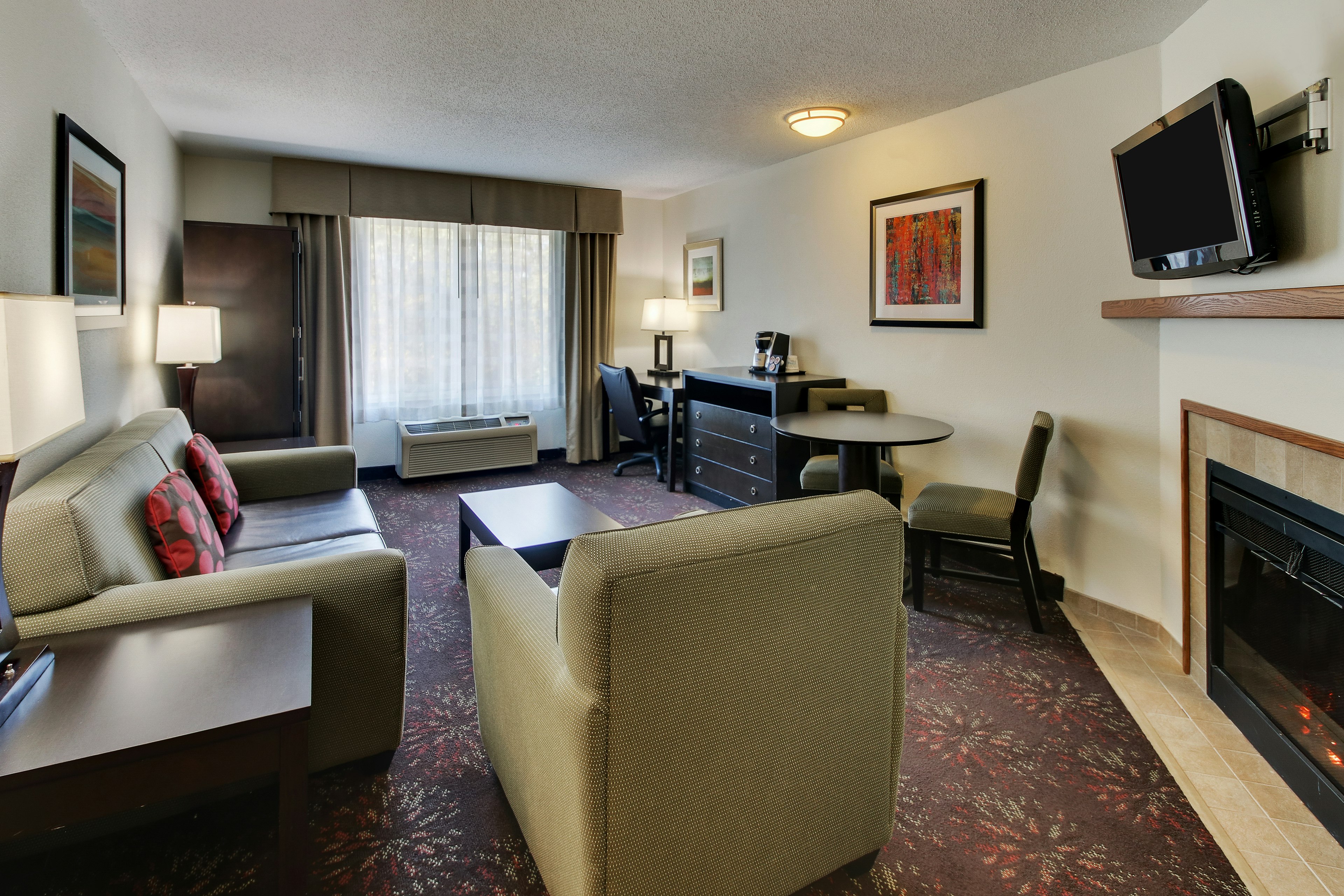 Holiday Inn Express Hotel And Suites Lancaster Lititz 54/73