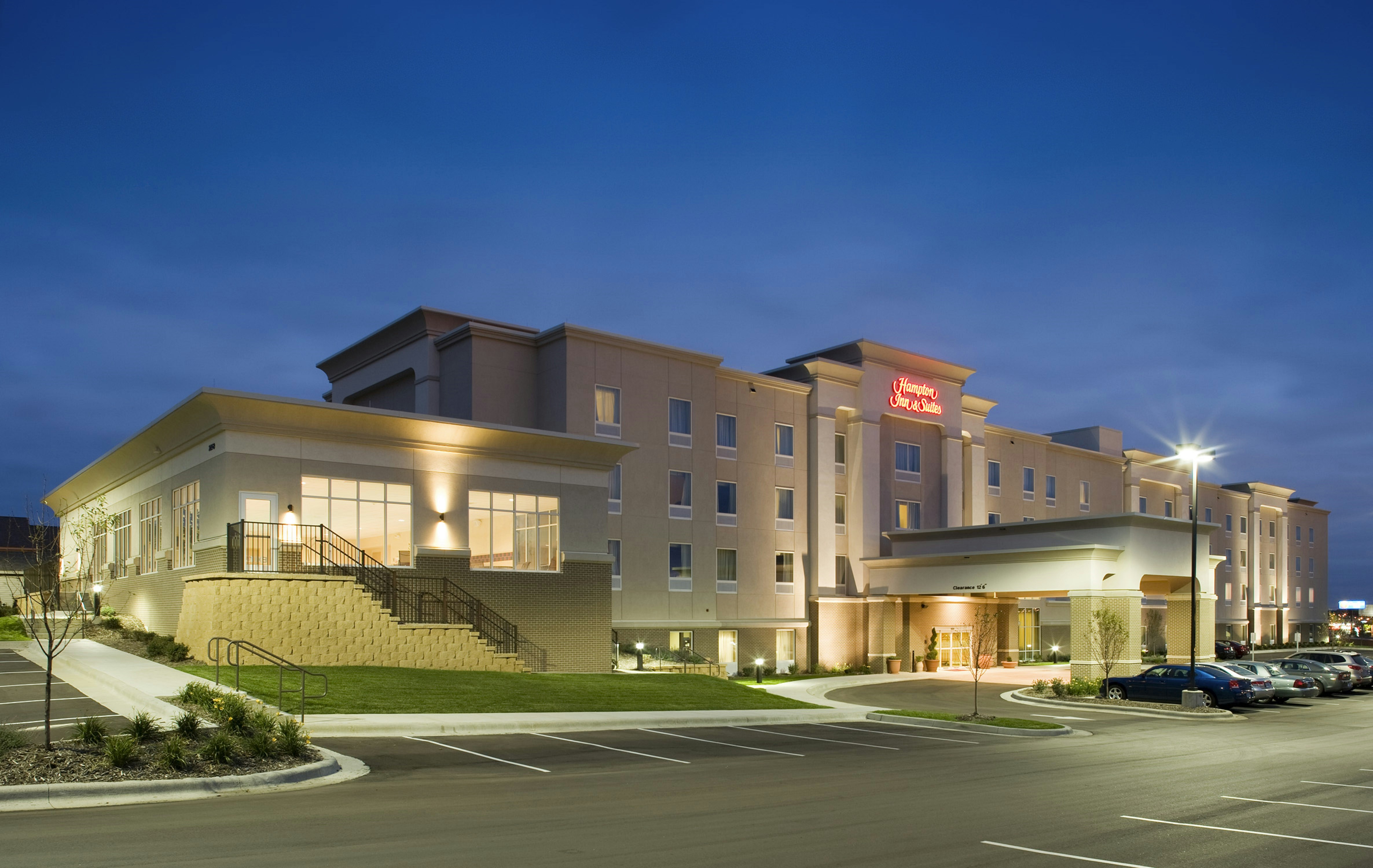 Hampton Inn and Suites Rochester-North photo4