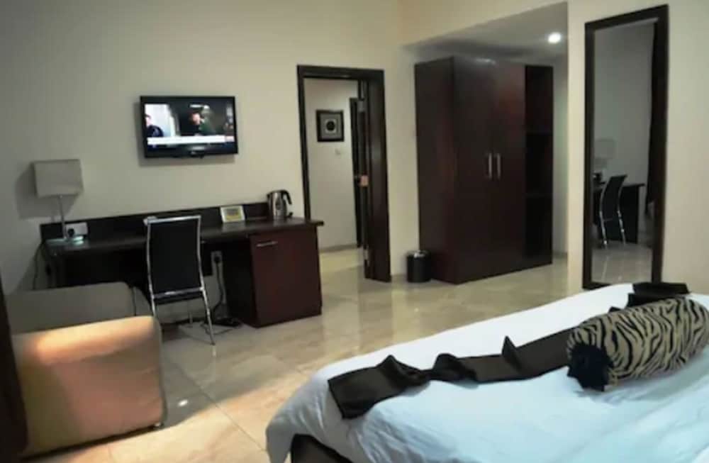 De Santos Hotel 17/39