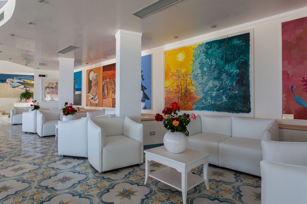 HOTEL FERRETTI 43/69
