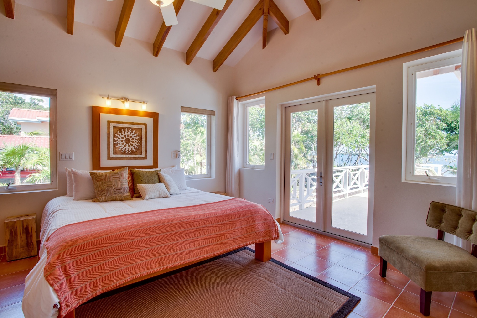 2 Bedrooms, Beach Villa, King and Queen Bed, with Pool