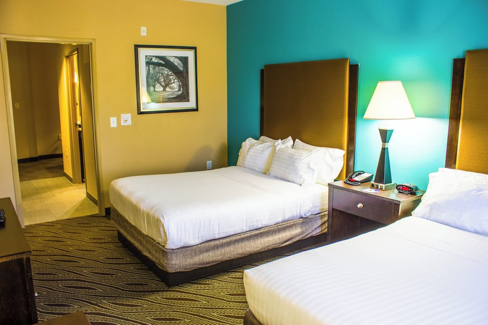 Holiday Inn Express & Suites Havelock NW-New Bern, an IHG Hotel 25/45