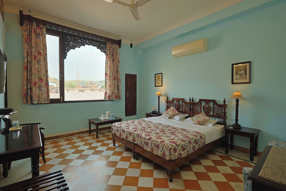 HAVELI INN PAL 17/50