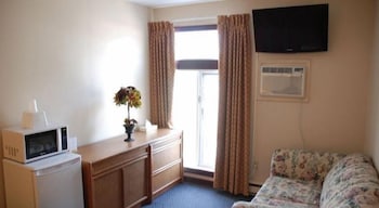 Commons Inn 39/46