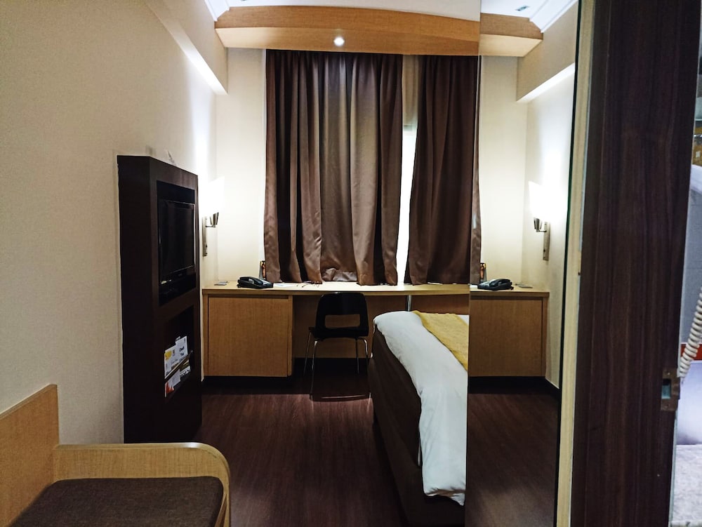 Tamarin Hotel Jakarta 23/28