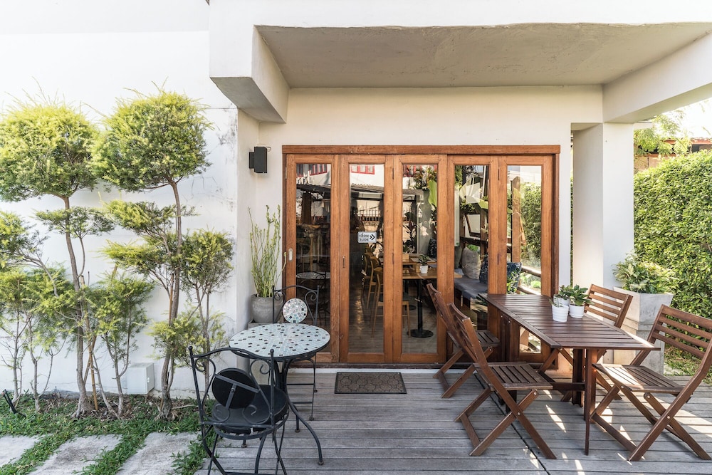 Nuan Boutique Hotel 37/63
