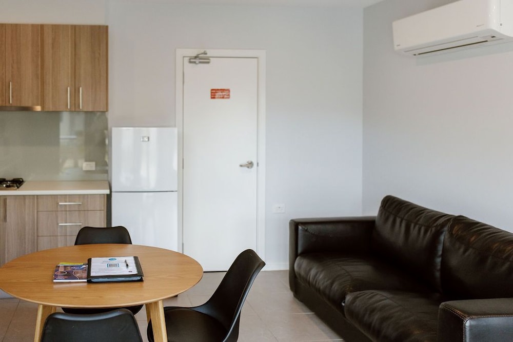 TINDARRA RESORT 43/73