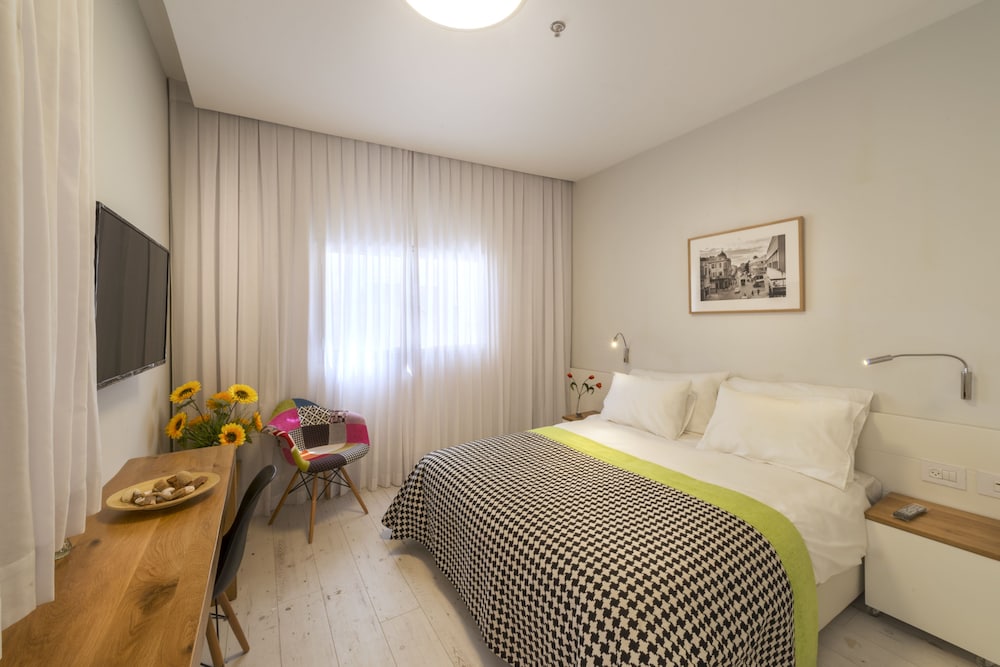 SUPERIOR, TWIN BEDS