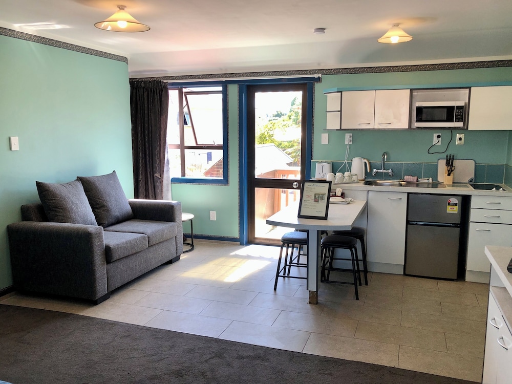 Pure Motel & Guest House 48/75