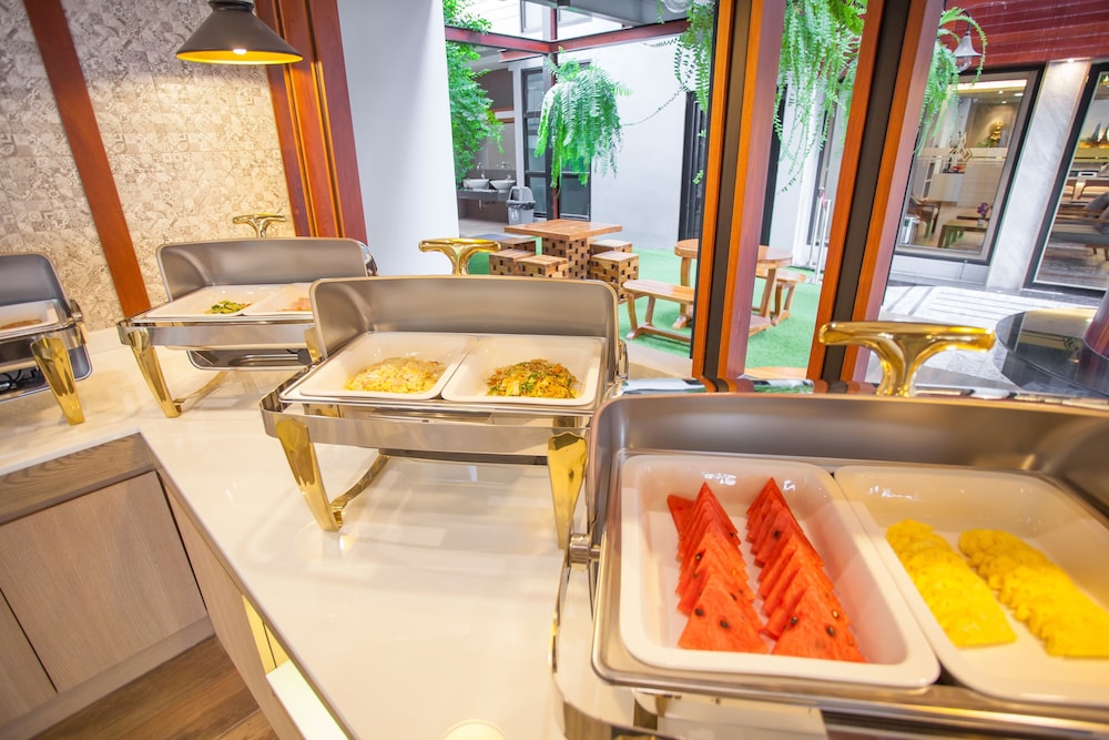 New Siam Palace Ville Hotel 49/70