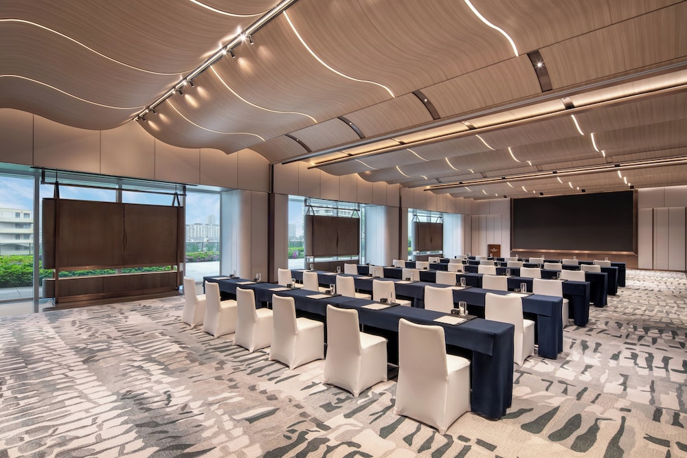 Intercontinental Huzhou Taihu South By Ihg، Huzhou 40/50