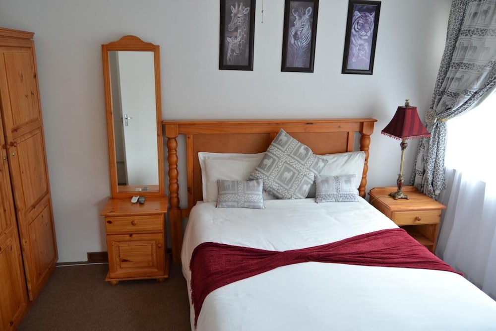 Kimberley Manor Guesthouse 8/50