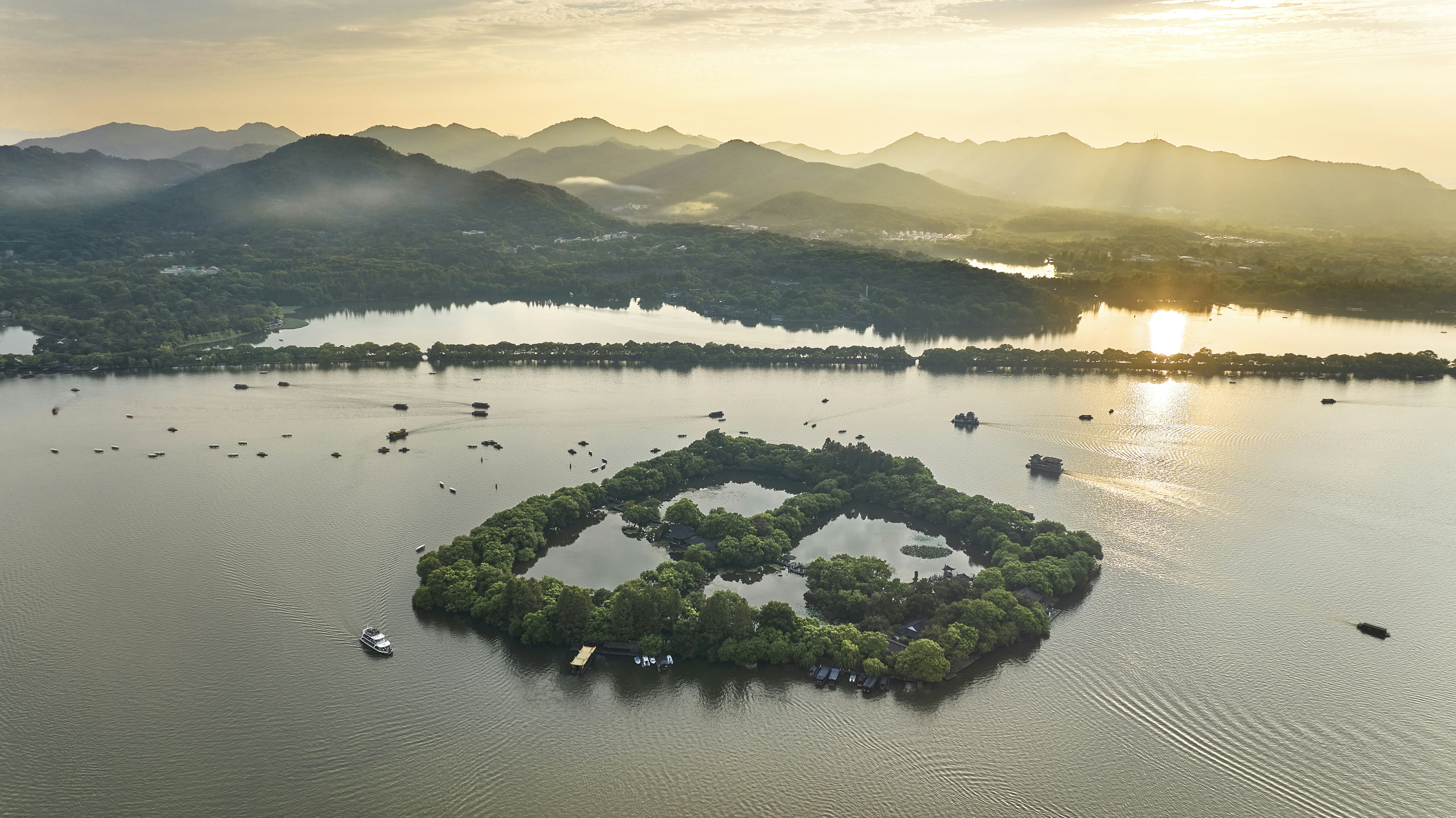 Hilton Garden Inn Hangzhou West Lake 28/33